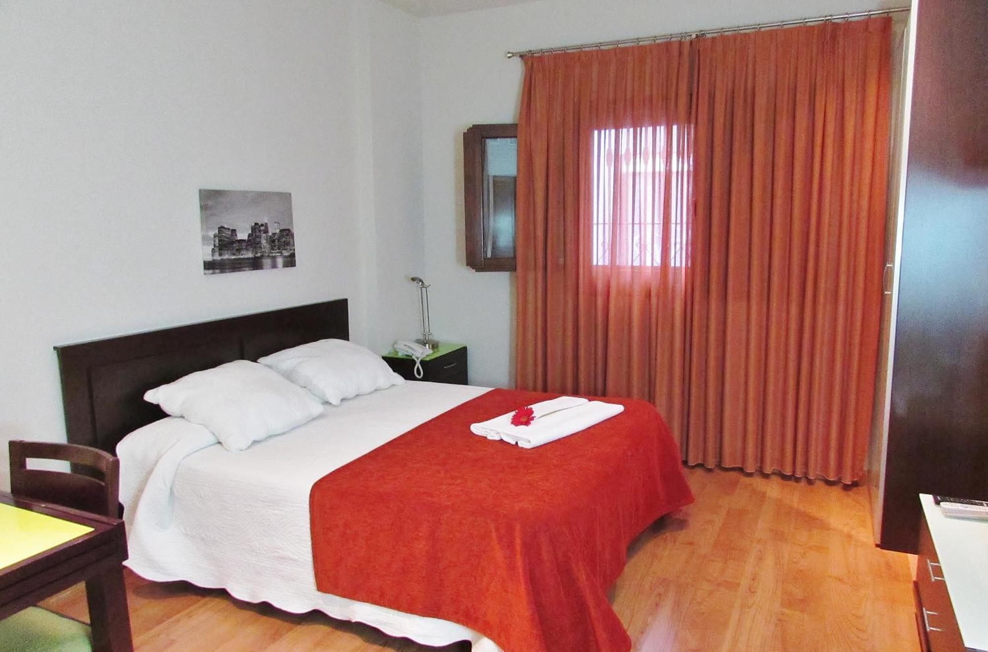 Apartamentos Turisticos Las Nieves กรานาดา ห้อง รูปภาพ