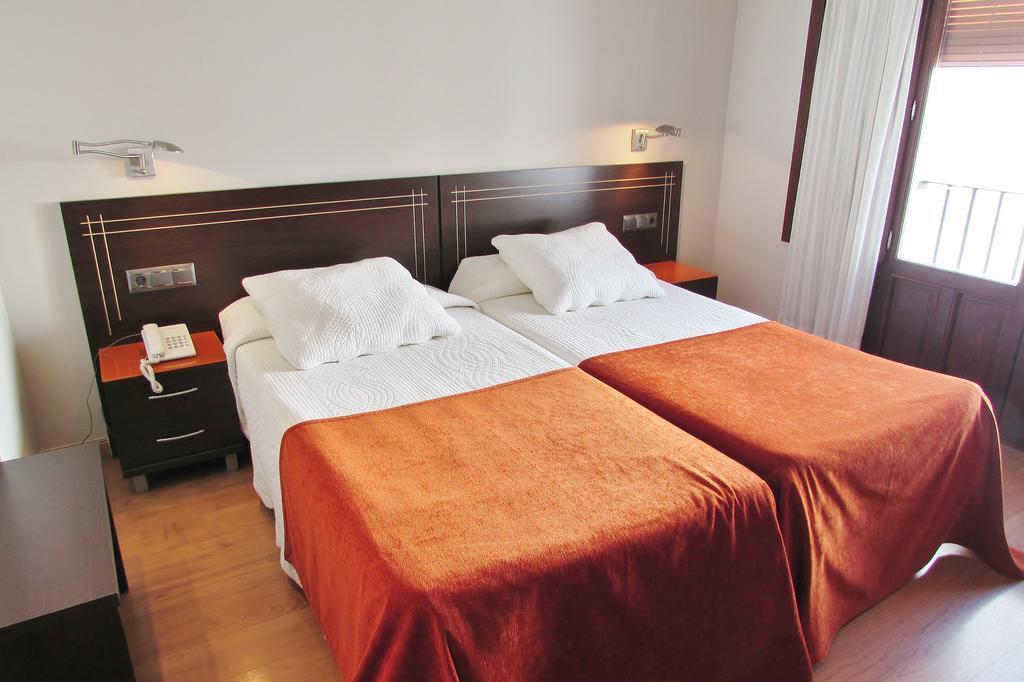 Apartamentos Turisticos Las Nieves กรานาดา ภายนอก รูปภาพ