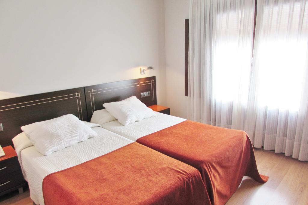 Apartamentos Turisticos Las Nieves กรานาดา ภายนอก รูปภาพ