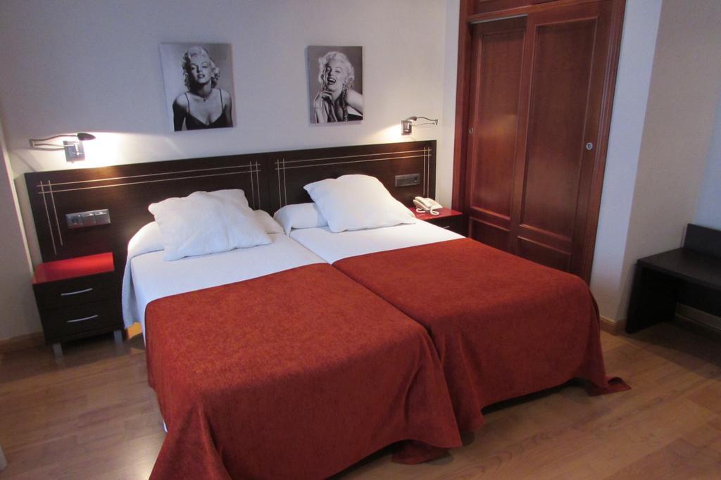 Apartamentos Turisticos Las Nieves กรานาดา ภายนอก รูปภาพ