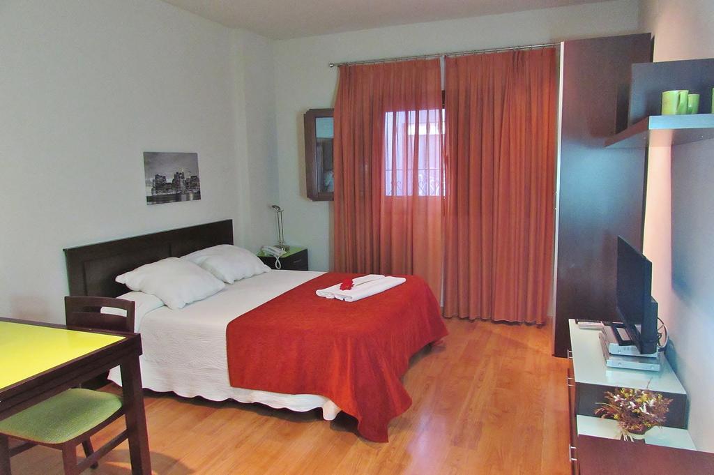 Apartamentos Turisticos Las Nieves กรานาดา ภายนอก รูปภาพ