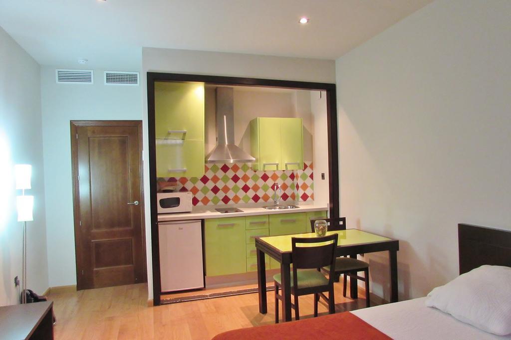 Apartamentos Turisticos Las Nieves กรานาดา ภายนอก รูปภาพ